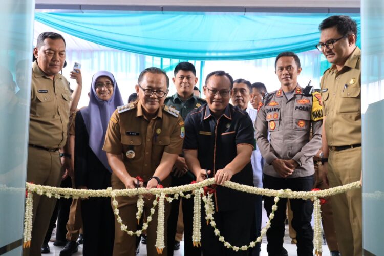 Pj Wali Kota Bekasi Resmikan Gedung Mall Pelayanan Publik
